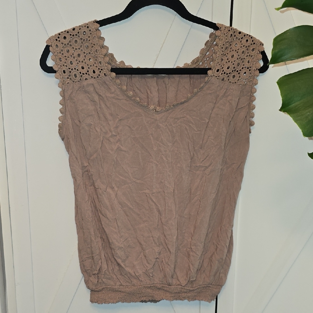 Solitaire Tan Crochet Accent Women's Blouse